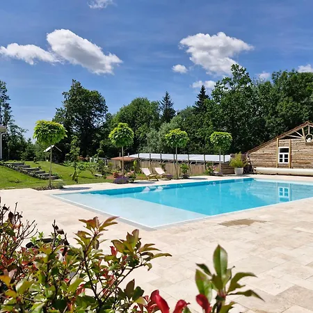 샬레 Seventh Heaven Village Glamping Rogašovci
