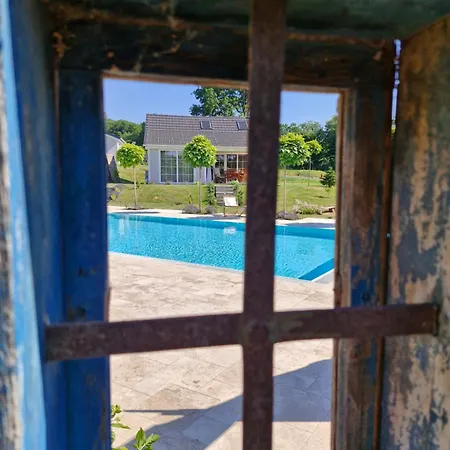 Seventh Heaven Village Glamping 샬레 Rogašovci