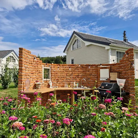 Seventh Heaven Village Glamping Rogasovci